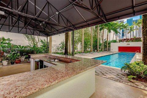 Снять в аренду кондоминиум в Майами, Флорида 1 спальня, 60.48м2, № 1964490 - фото 17