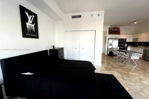 Снять в аренду кондоминиум в Майами, Флорида 1 спальня, 60.48м2, № 1964490 - фото 9