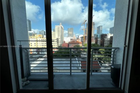 Снять в аренду кондоминиум в Майами, Флорида 1 спальня, 60.48м2, № 1964490 - фото 14