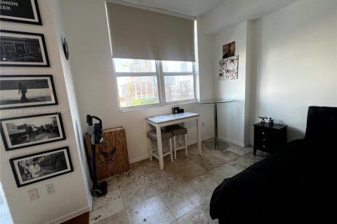 Снять в аренду кондоминиум в Майами, Флорида 1 спальня, 60.48м2, № 1964490 - фото 11