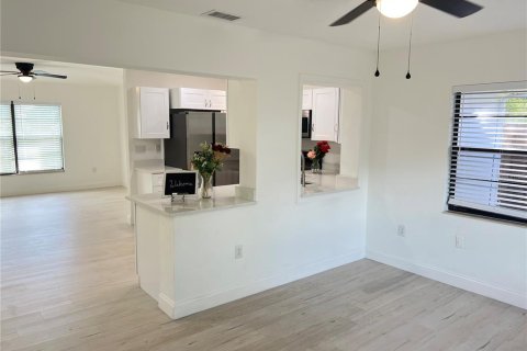 House in Port Charlotte, Florida 2 bedrooms, 113.53 sq.m. № 1910956 - photo 18