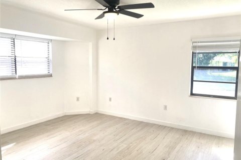 House in Port Charlotte, Florida 2 bedrooms, 113.53 sq.m. № 1910956 - photo 21