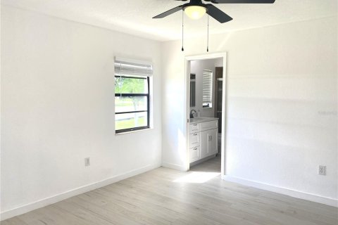 House in Port Charlotte, Florida 2 bedrooms, 113.53 sq.m. № 1910956 - photo 22