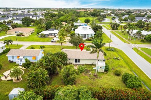 House in Punta Gorda, Florida 2 bedrooms, 128.39 sq.m. № 1908631 - photo 28