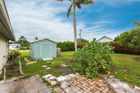 House in Punta Gorda, Florida 2 bedrooms, 128.39 sq.m. № 1908631 - photo 24