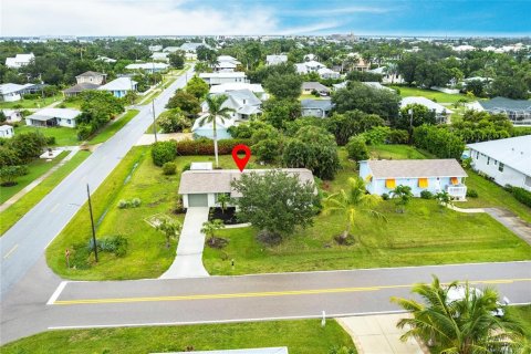 House in Punta Gorda, Florida 2 bedrooms, 128.39 sq.m. № 1908631 - photo 26