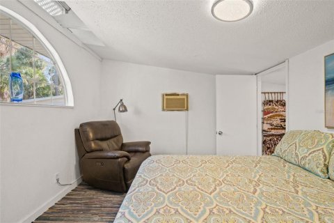 House in Hernando Beach, Florida 2 bedrooms, 125.23 sq.m. № 2227091 - photo 23
