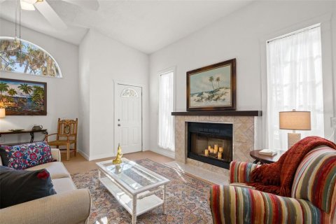 House in Hernando Beach, Florida 2 bedrooms, 125.23 sq.m. № 2227091 - photo 8