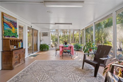 House in Hernando Beach, Florida 2 bedrooms, 125.23 sq.m. № 2227091 - photo 25