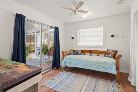 House in Hernando Beach, Florida 2 bedrooms, 125.23 sq.m. № 2227091 - photo 17