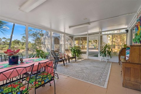 House in Hernando Beach, Florida 2 bedrooms, 125.23 sq.m. № 2227091 - photo 26