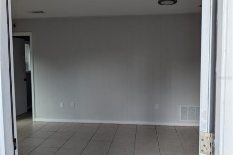 Appartement à louer à Gainesville, Floride: 2 chambres, 72.19 m2 № 2112127 - photo 4
