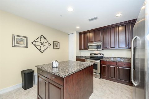 Copropriété à louer à Punta Gorda, Floride: 3 chambres, 218.13 m2 № 2324386 - photo 13