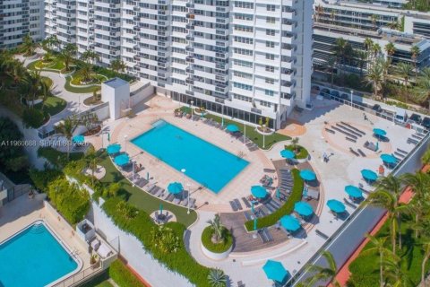 Купить кондоминиум в Майами-Бич, Флорида 49.24м2, № 2026849 - фото 17