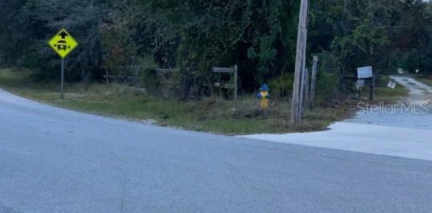 Terreno en New Port Richey, Florida № 875176