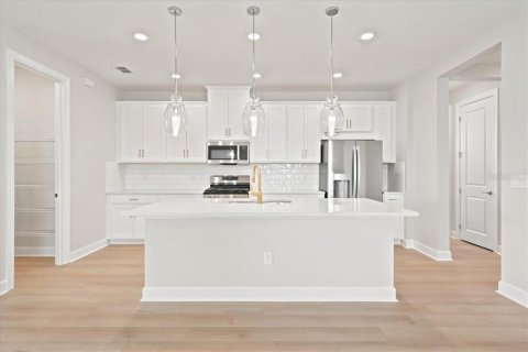 House in Palmetto, Florida 2 bedrooms, 170.75 sq.m. № 2350412 - photo 14