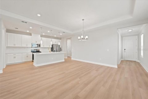 House in Palmetto, Florida 2 bedrooms, 170.75 sq.m. № 2350412 - photo 10