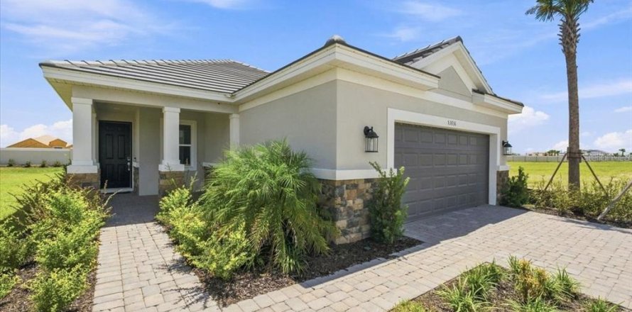 House in Palmetto, Florida 2 bedrooms, 170.75 sq.m. № 2350412
