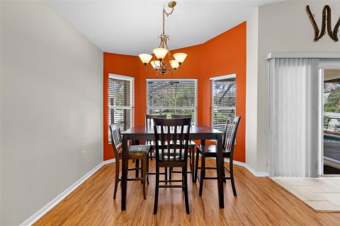 House in Valrico, Florida 3 bedrooms, 155.89 sq.m. № 1805774 - photo 24