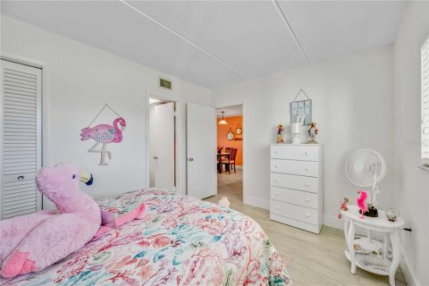 Condo in Venice, Florida, 2 bedrooms  № 1532216 - photo 14