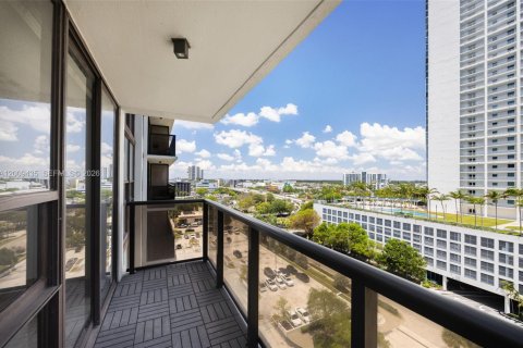 Copropriété à vendre à Miami, Floride: 1 chambre, 71.35 m2 № 2170994 - photo 3