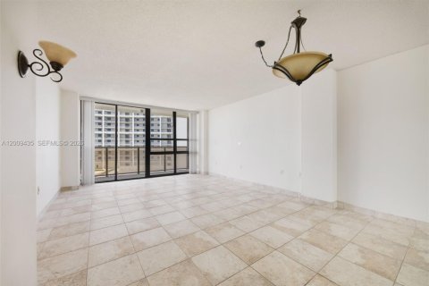 Copropriété à vendre à Miami, Floride: 1 chambre, 71.35 m2 № 2170994 - photo 8