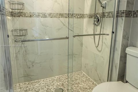 Copropriété à louer à Aventura, Floride: 2 chambres, 109.25 m2 № 2056754 - photo 7