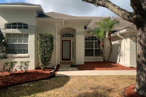 House in Tampa, Florida 4 bedrooms, 235.23 sq.m. № 1915990 - photo 2