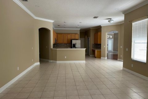 House in Tampa, Florida 4 bedrooms, 235.23 sq.m. № 1915990 - photo 6