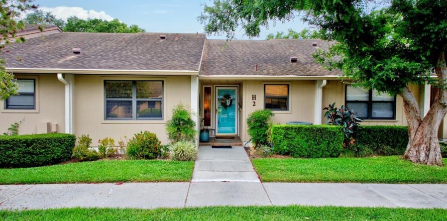 Condo in Lakeland, Florida, 2 bedrooms № 1626996