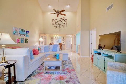 Condominio en venta en Lakeland, Florida, 2 dormitorios, 149.11 m2 № 1626996 - foto 18