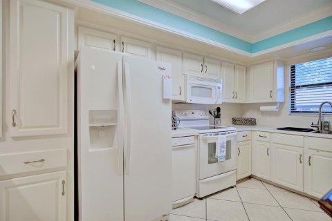 Condominio en venta en Lakeland, Florida, 2 dormitorios, 149.11 m2 № 1626996 - foto 11