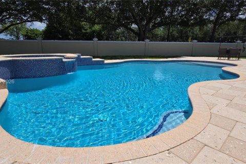 Villa ou maison à vendre à Cooper City, Floride: 4 chambres, 200.11 m2 № 2072466 - photo 7
