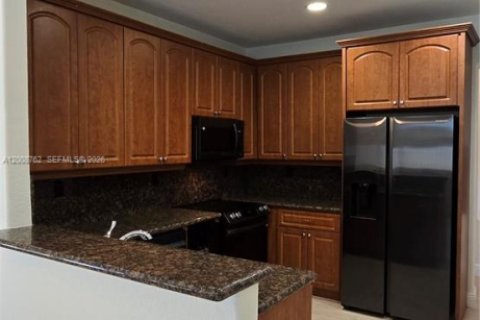 Villa ou maison à vendre à Cooper City, Floride: 4 chambres, 200.11 m2 № 2072466 - photo 6