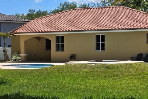 Villa ou maison à vendre à Cooper City, Floride: 4 chambres, 200.11 m2 № 2072466 - photo 18