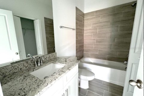 Casa en alquiler en Kissimmee, Florida, 2 dormitorios, 98.01 m2 № 1900845 - foto 11