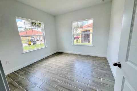Casa en alquiler en Kissimmee, Florida, 2 dormitorios, 98.01 m2 № 1900845 - foto 5