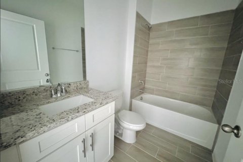Casa en alquiler en Kissimmee, Florida, 2 dormitorios, 98.01 m2 № 1900845 - foto 12