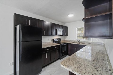 Touwnhouse à louer à Saint Petersburg, Floride: 2 chambres, 100.71 m2 № 2383943 - photo 10