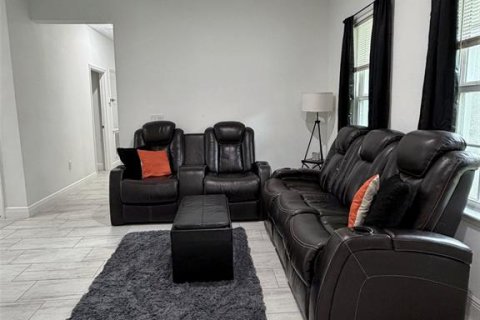 Villa ou maison à vendre à Citrus Springs, Floride: 4 chambres, 146.79 m2 № 2424408 - photo 4