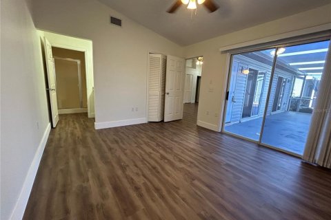 House in Punta Gorda, Florida 2 bedrooms, 99.41 sq.m. № 1733404 - photo 10