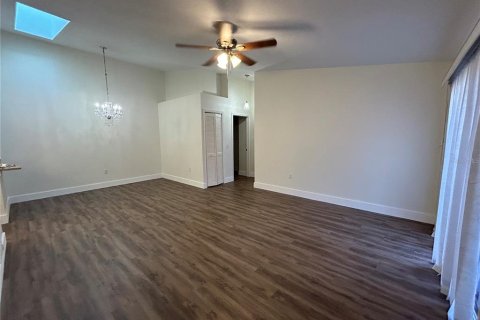 House in Punta Gorda, Florida 2 bedrooms, 99.41 sq.m. № 1733404 - photo 11