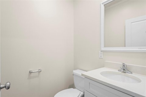House in Saint Petersburg, Florida 4 bedrooms, 176.51 sq.m. № 1917670 - photo 17