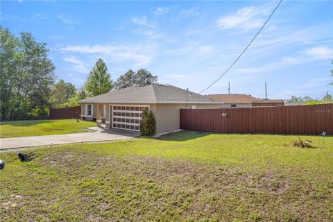 Villa ou maison à vendre à Ocala, Floride: 3 chambres, 125.6 m2 № 1615552 - photo 3