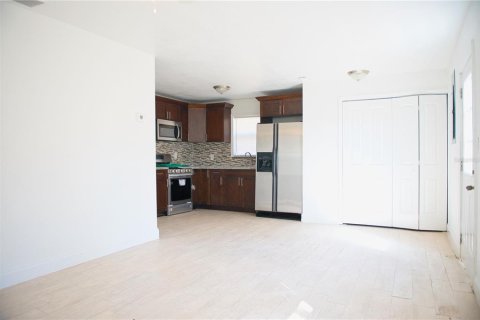 Casa en venta en Bartow, Florida, 3 dormitorios, 75.81 m2 № 1514789 - foto 5
