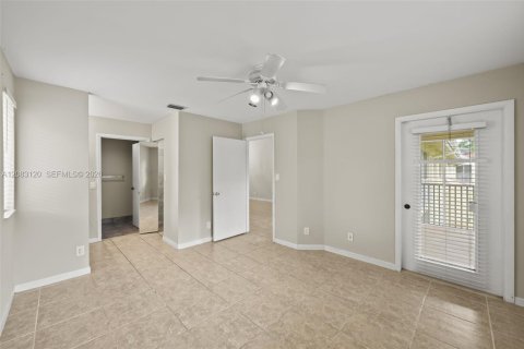 Copropriété à louer à Coral Springs, Floride: 2 chambres, 96.99 m2 № 2346324 - photo 17