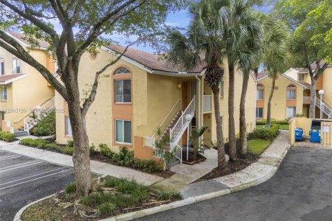 Condo à Coral Springs, Floride, 2 chambres  № 2346324
