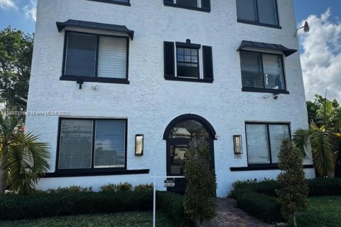 Купить коммерческую недвижимость в Корал-Гейблс, Флорида № 1966461 - фото 5