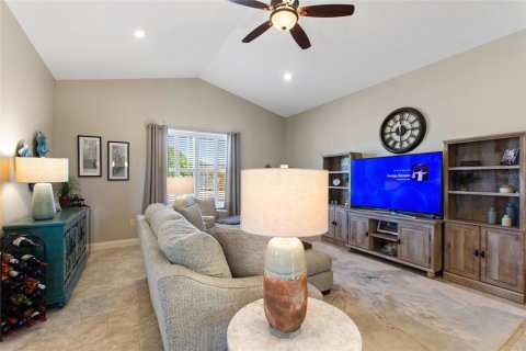 Casa en venta en Polk City, Florida, 1 dormitorio, 98.1 m2 № 2396639 - foto 8