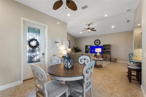 Casa en venta en Polk City, Florida, 1 dormitorio, 98.1 m2 № 2396639 - foto 3
